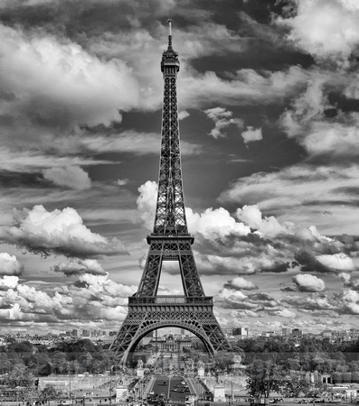 (1) Eiffel Tower in B&W